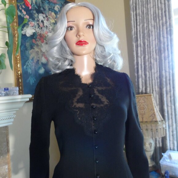 Saks Fifth Avenue Vintage Black skirt Suit w/Lace Insert Detail Size S - Picture 4 of 16
